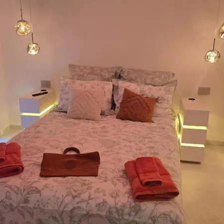 Apartment - Luxe Climatise- Vue Et Bord De -